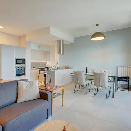 Vignolo Park Apartment *